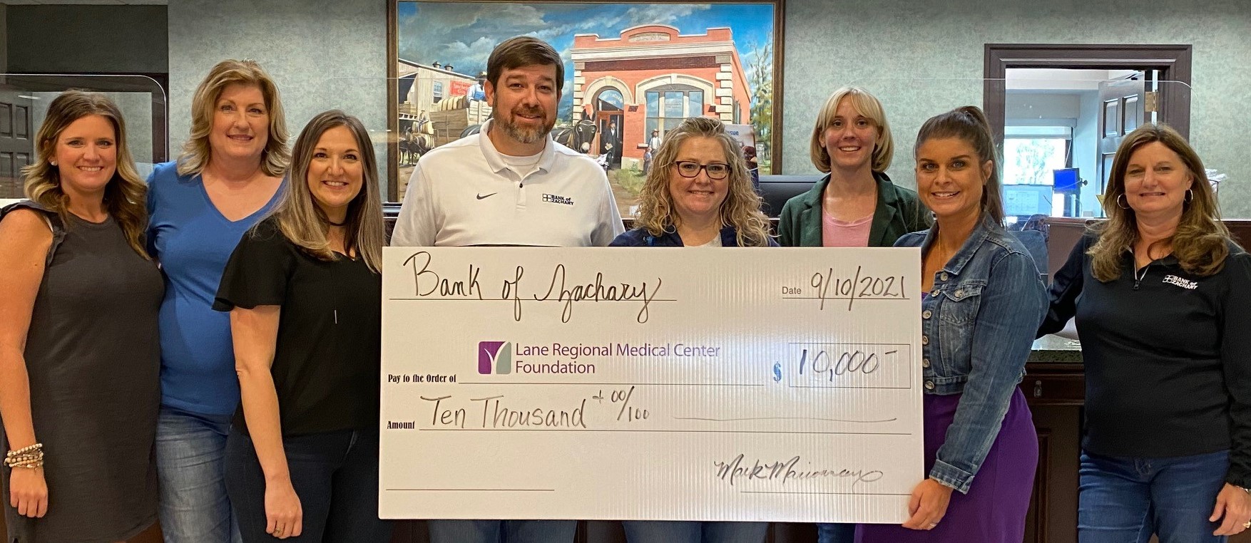 Bank of Zachary Gives to Local Hospital Heroes