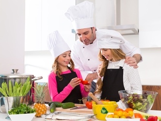 5 Easy Ways to Introduce Cooking to your Kids