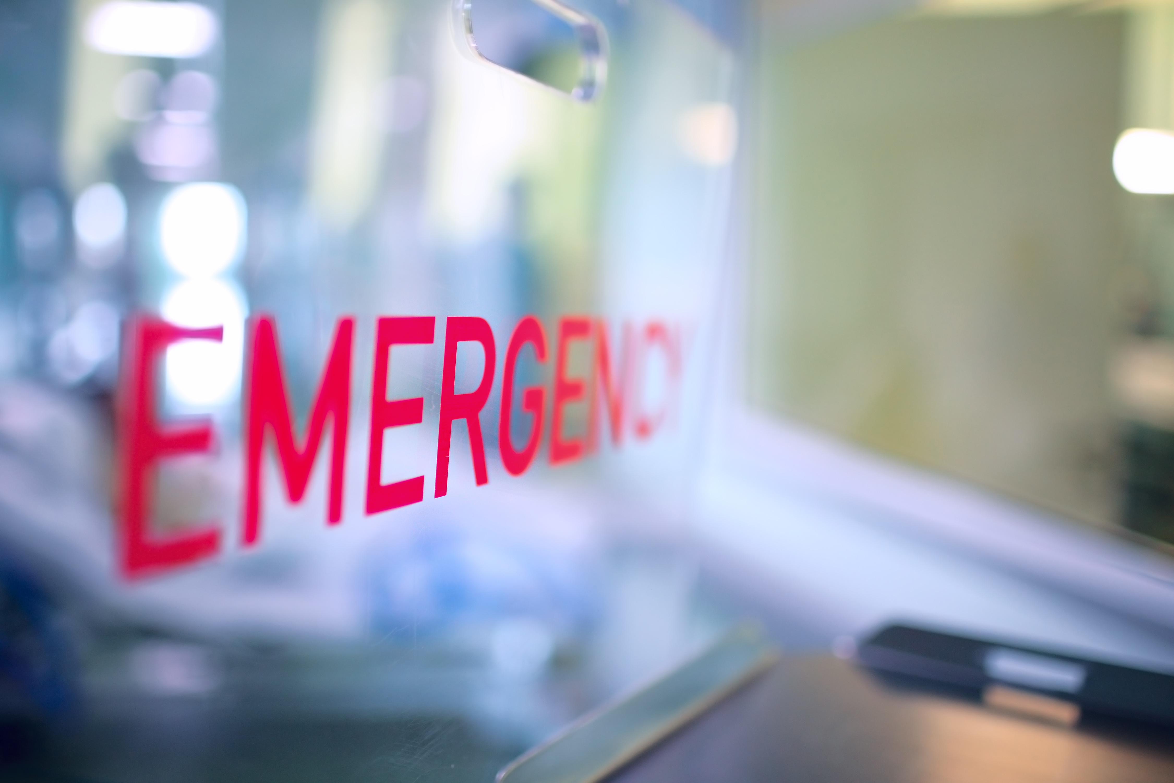 When to Go to the Emergency Room vs Urgent Care Clinic: Understanding the Differences